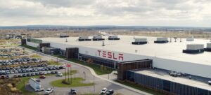 Tesla : Goldman Sachs abaisse son objectif de cours