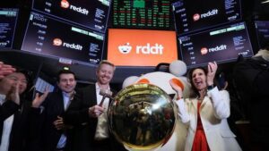 Reddit s&rsquo;envole de 50% pour sa premi&egrave;re journ&eacute;e de cotation