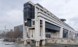 La France r&eacute;alise avec succ&egrave;s sa premi&egrave;re adjudication depuis la dissolution