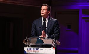 Les pensions de retraite pourraient-elles baisser de 2 500 euros par an avec le RN ?