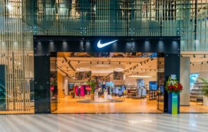 Baisse des ventes, Nike contraint de r&eacute;viser ses objectifs