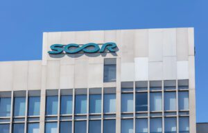 Scor en chute libre apr&egrave;s un avertissement s&eacute;v&egrave;re sur ses objectifs 2024