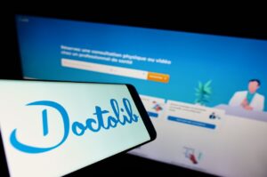 Doctolib vise la rentabilit&eacute; en 2025 apr&egrave;s des pertes massives