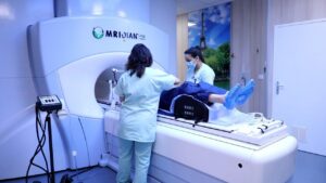 Pr&eacute;cision in&eacute;gal&eacute;e et moins d&rsquo;effets secondaires : cette technologie IRM-Linac r&eacute;volutionne le traitement du cancer chez l&rsquo;enfant