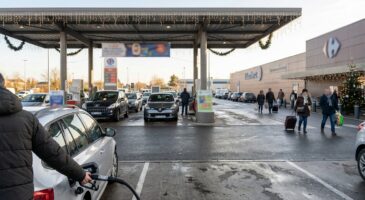 Carburant &agrave; prix co&ucirc;tant chez Leclerc et Intermarch&eacute; les 19-20 d&eacute;cembre 2025 : ce week-end cl&eacute; des vacances de No&euml;l avant la hausse du 1er janvier 2026
