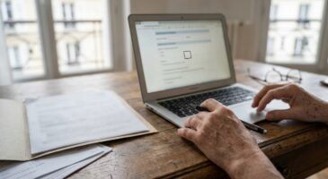 Retraite 2026 : cette case que j&rsquo;ai failli oublier sur le site de l&rsquo;Assurance retraite peut suspendre votre pension pendant des mois sans pr&eacute;avis