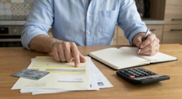 Retraite et Smic 2026 : &ecirc;tes-vous dans les clous ? Ce seuil de 1 803 &euro; brut pour valider un trimestre en cache un autre bien plus pi&eacute;geux
