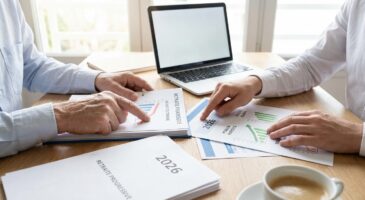 Retraite progressive 2026 : travailler 3 jours d&egrave;s 60 ans, ce simulateur r&eacute;v&egrave;le les pi&egrave;ges cach&eacute;s qui peuvent plomber votre pension