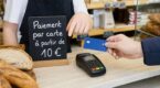 Carte bancaire refus&eacute;e sous 10&euro; : voici les frais cach&eacute;s qui expliquent pourquoi votre commer&ccedil;ant est oblig&eacute; de le faire