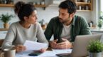 En couple, votre partenaire refuse de parler d&rsquo;argent : ce que cela cache vraiment et comment ouvrir le dialogue sans tout faire exploser