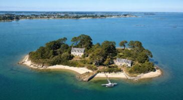 &Icirc;le priv&eacute;e &agrave; 2,5 M&euro; dans le Morbihan : ce que le prix de vente ne dit pas sur les &eacute;normes contraintes et les co&ucirc;ts r&eacute;els