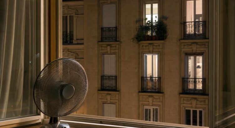Votre logement est une « bouilloire thermique » ? Ce critère méconnu du DPE vous donne le droit d’exiger des travaux