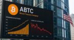 Bitcoin : l’achat à 315 M$ de la famille Trump cache une anomalie qui fait chuter l’action de 96%