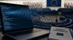 Loi Chat Control : comment la surveillance de vos messages a provoqu&eacute; la fuite massive des donn&eacute;es de 111 000 agents de l&rsquo;&Eacute;tat