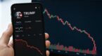 Memecoin de Trump : la m&eacute;canique qui a permis de transf&eacute;rer des milliards des portefeuilles des investisseurs au sien
