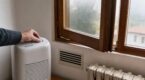 R&eacute;sidence secondaire : ce d&eacute;tail oubli&eacute; avant de fermer la porte qui favorise l&rsquo;humidit&eacute; et peut vous co&ucirc;ter tr&egrave;s cher