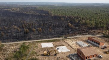 Incendies en Gironde : &laquo;&nbsp;Honteux !&nbsp;&raquo;, les promesses de reconstruction de S&eacute;bastien Lecornu accueillies par les hu&eacute;es