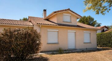Maison qui surchauffe en &eacute;t&eacute; : ces signes visibles &agrave; l&rsquo;&oelig;il nu qui annoncent une forte d&eacute;pr&eacute;ciation immobili&egrave;re