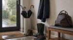 Apr&egrave;s la pluie, cette erreur banale avec 6 objets dans votre entr&eacute;e d&eacute;grade vos murs sans que vous le sachiez
