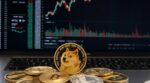 L’usine à memecoins sur Solana : comment 25 adresses ont secrètement généré 128 millions de dollars de profits