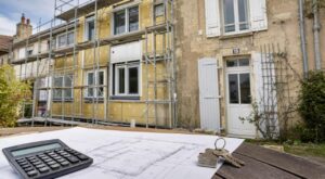 Vendre une petite partie de sa maison pour financer ses travaux : l&rsquo;alternative au cr&eacute;dit quand la banque dit non